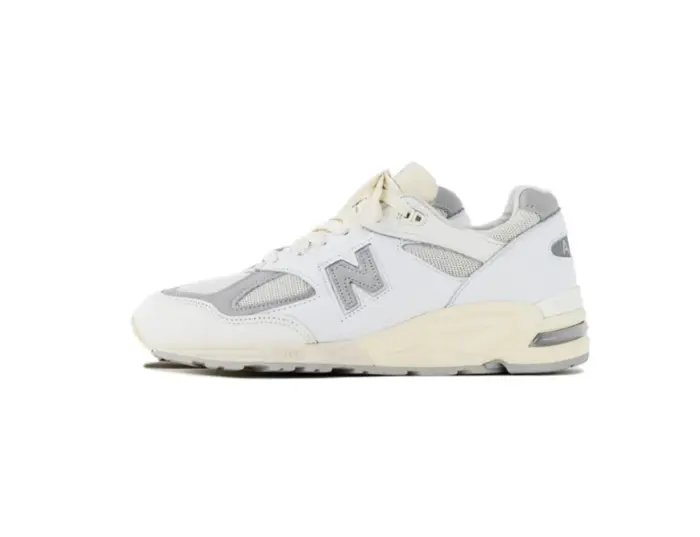 New Balance 990v2 Made In USA Teddy Santis Sea Salt