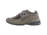 New Balance Kids 2002R Brown
